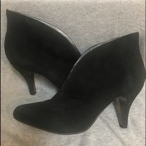NWOT SUEDE Jessica Simpson Suede Ankle Boot NEVER WORN